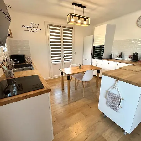 Maison 6 A 8 Personnes, Jardin, Parking Prive